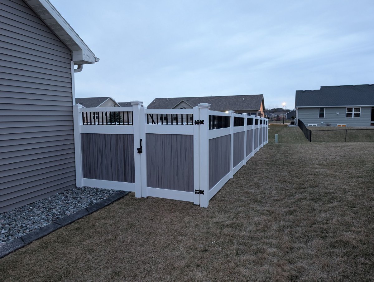 The Vinyl Outlet installation photo